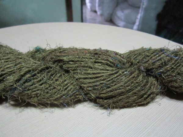 Recycle Linen Yarn-MEHNDI