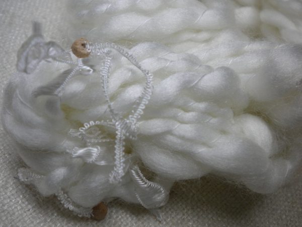 Ommul Yarn-WOODEN BEADS