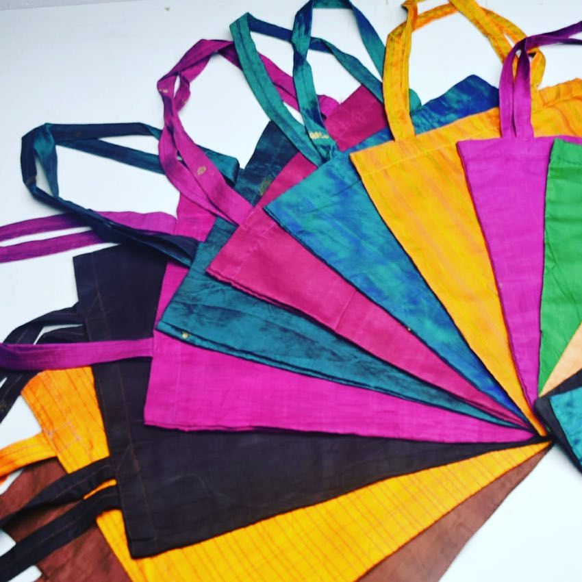 TOTE BAGS MULTICOLOR -2 - Latifi Silk Exports LLP