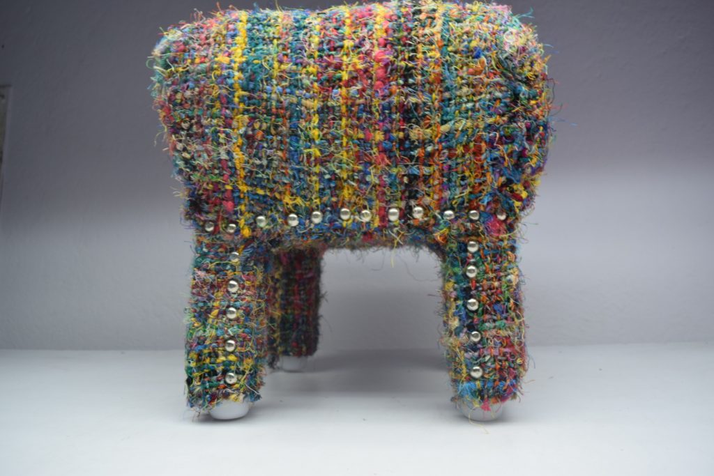 POUF-B-004