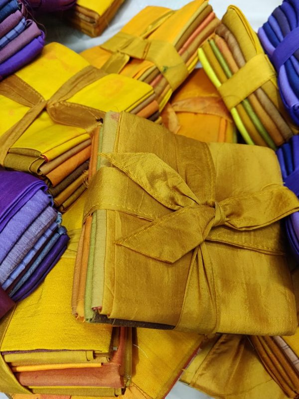 Fat Quarter - Honey