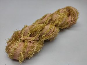 Lurex Frizz(Golden)-Red Skin