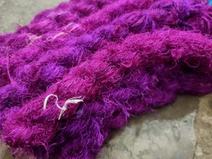 Recycled Sari Silk Yarn – Premium – Wine